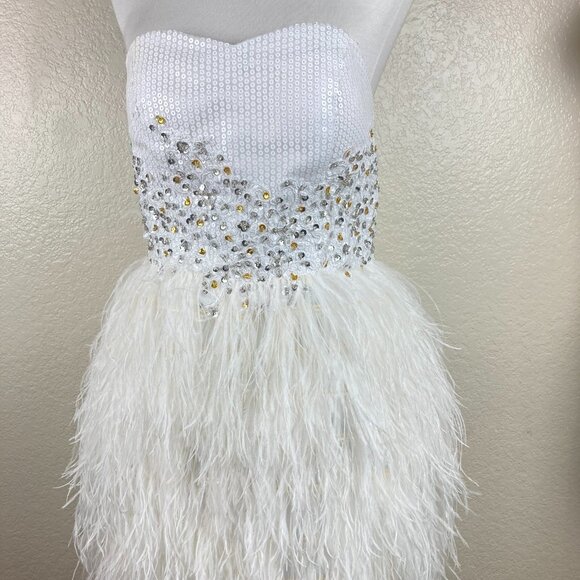 JJ's House Strapless Sequined Bodice Feather Skirt Lined Cocktail Dress Sz M - Picture 1 of 8